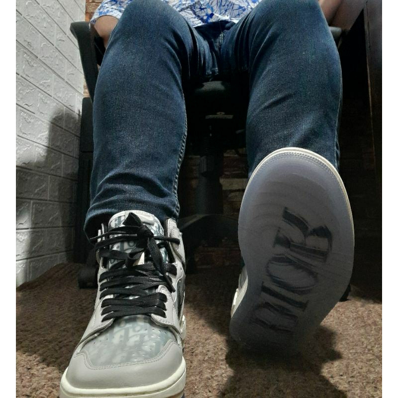 Nike Jordan collab Dior