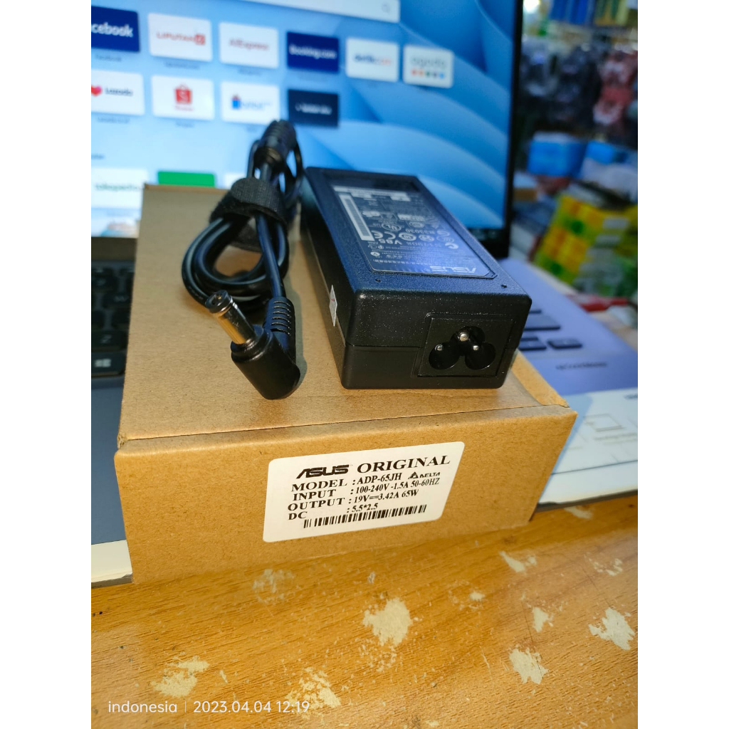 Adaptor Charger Asus K42,K43,K40,X44H,X450,X455,A455L,X451,K45, compatibel