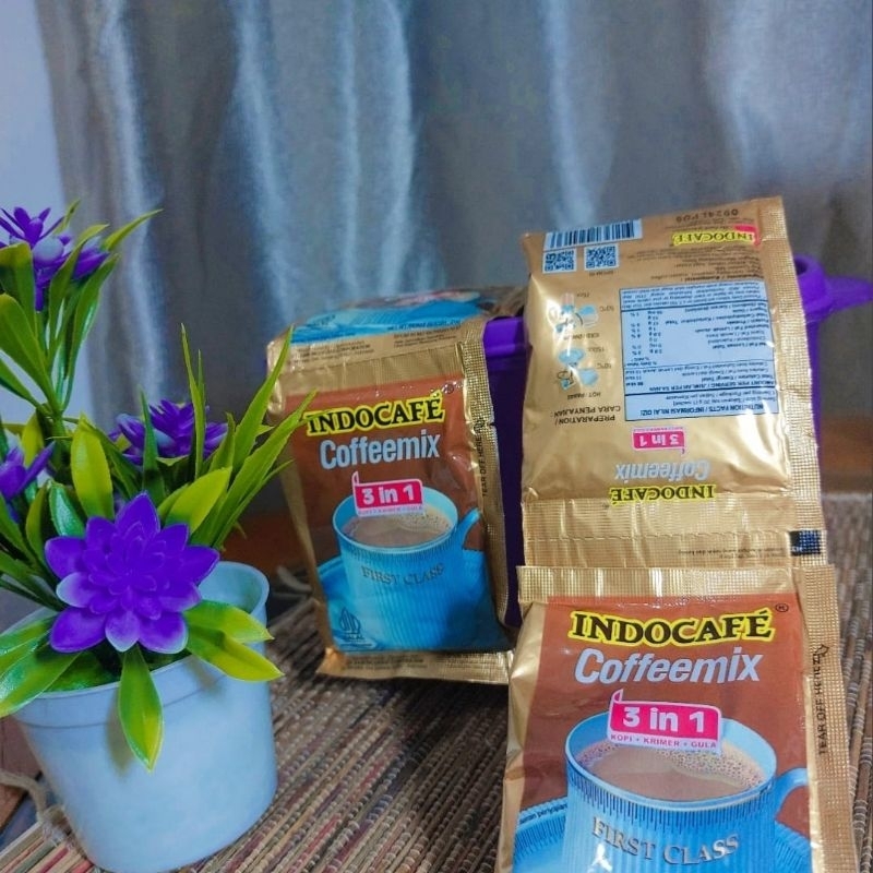 

indocafe coffeemix 3in1 renceng