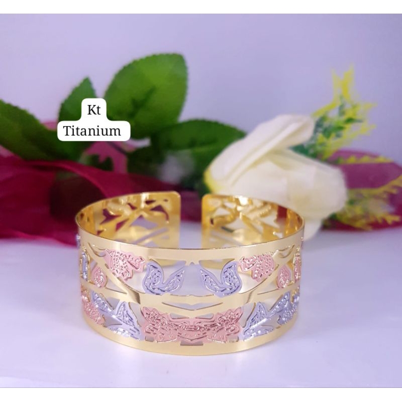 Gelang titanium sultan lapis emas 18,23k , bisa dipakai harian