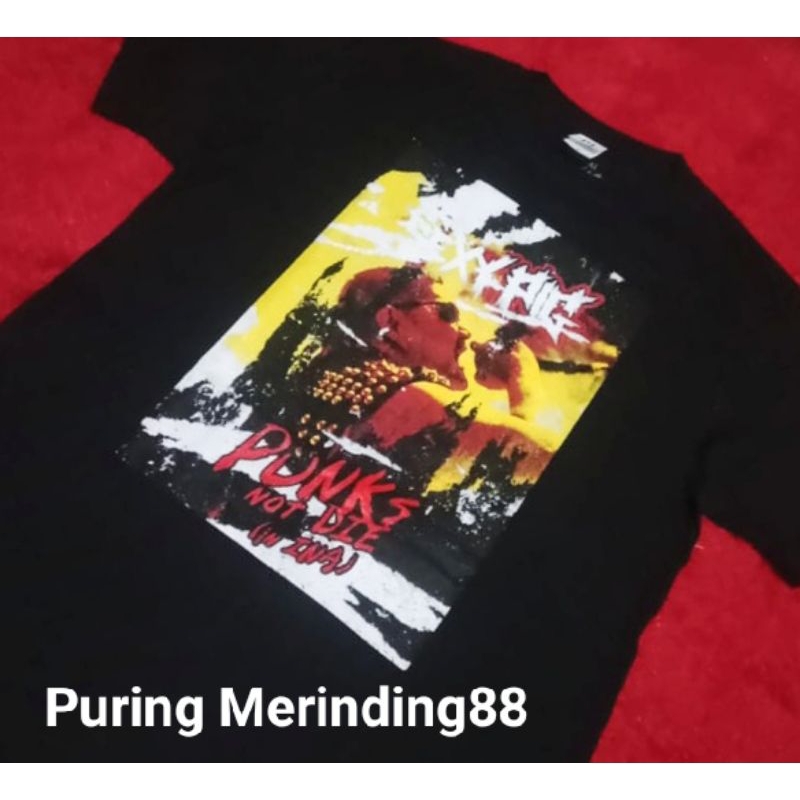 Kaos Sexy Pig - Punks Not Die