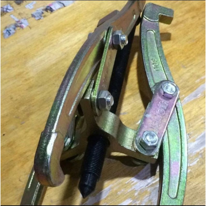 HIOSHI 12INCH TREKER /PULLER BEARING 3 KAKI