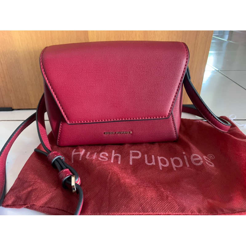 preloved hush puppies sling bag merah mini