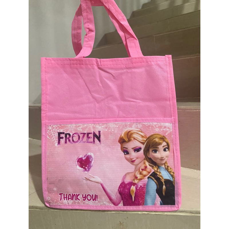 TAS ULTAH GOODIEBAG SIZE BENTO 24x19x28