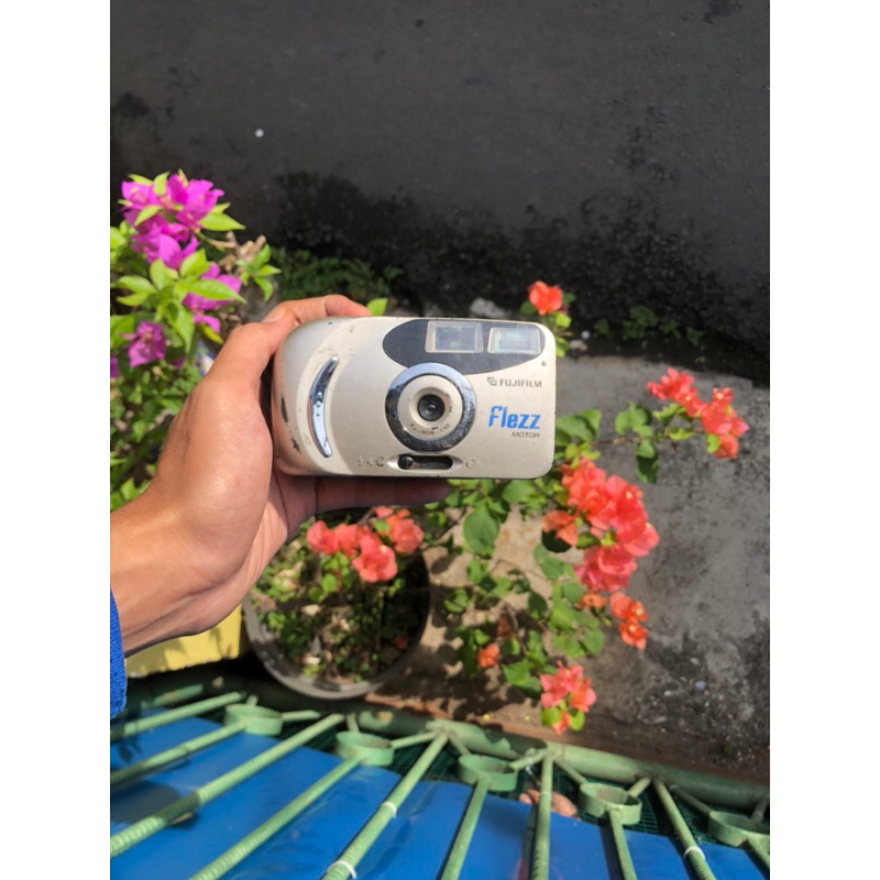kamera analog fujifilm flezz