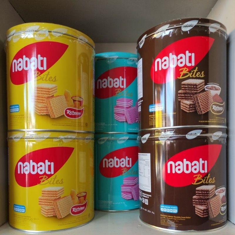 

NABATI WAFER KALENG KEJU / COKLAT / PINK LAVA 287 GRAM