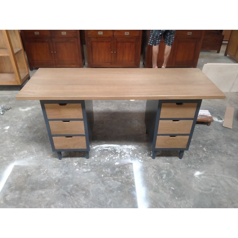 Meja Kerja Minimalis Top Solid 6 Drawer