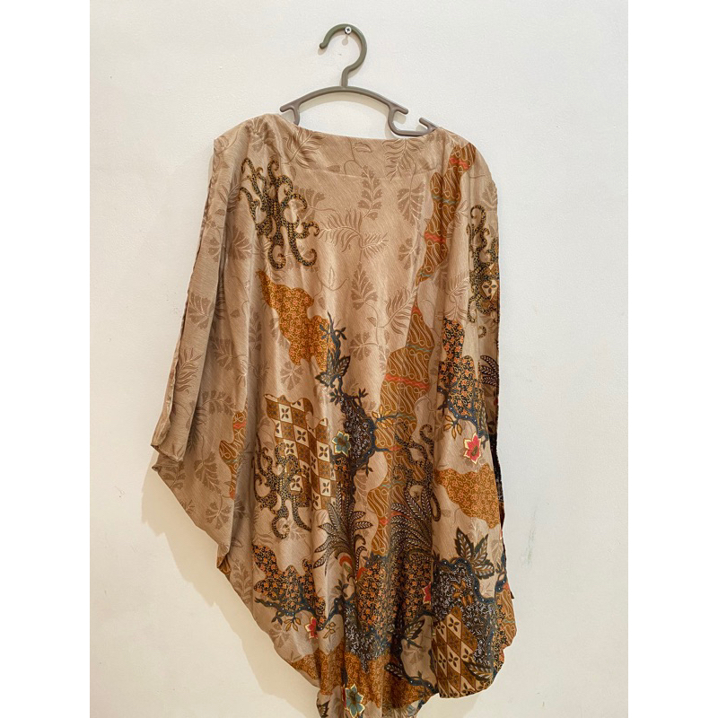 dress batik midi