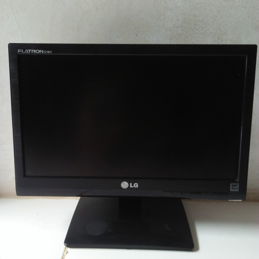 LG FLATRON LCD MONITOR 16 INCH SECOND