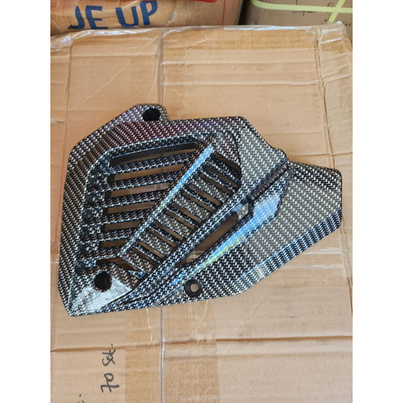 Cover Radiator Karbon Vario 125 - 150 LED ( 2015 - 2021 ) - Pelindung Radiator Karbon Vario 125 150 LED