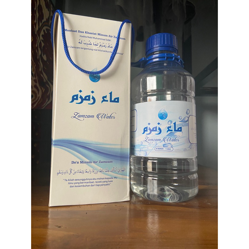 

Air Zamzam Kemasan Premium Gift 1Liter & 5Liter 100% Original Makkah