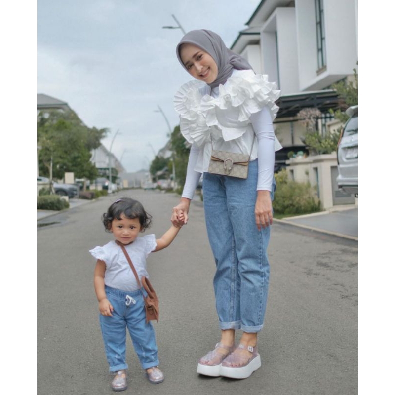 CELANA PANJANG ANAK SOFT JEANS RIPPED CHINOS PREMIUM MURAH BAGUS KEREN LEMBUT