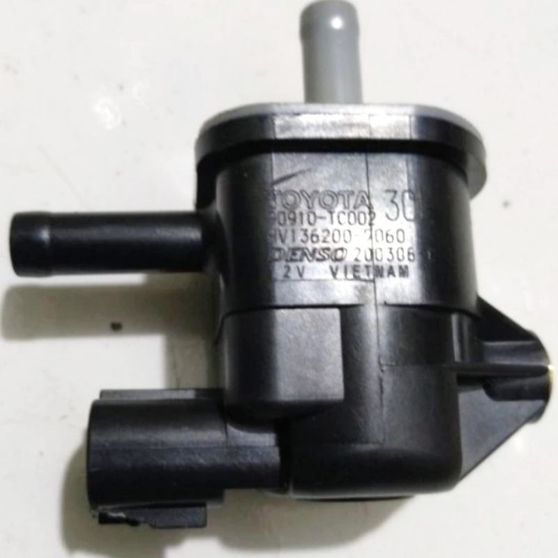 VACUM VALVE/ SWITCH VALVE TOYOTA YARIS ORIGINAL 90910-TC002