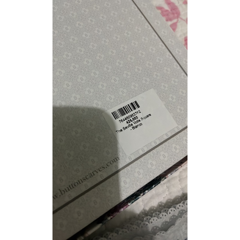 buttonscarves the sevilla square voile blanco