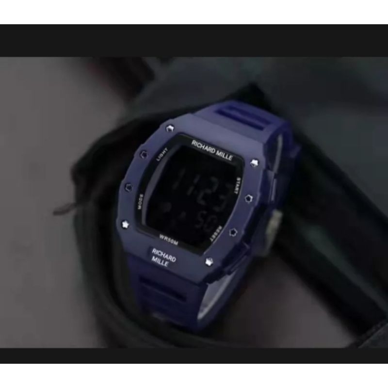 JAM tangan Digital Pria Sporty Keren bisa di bawa Renang