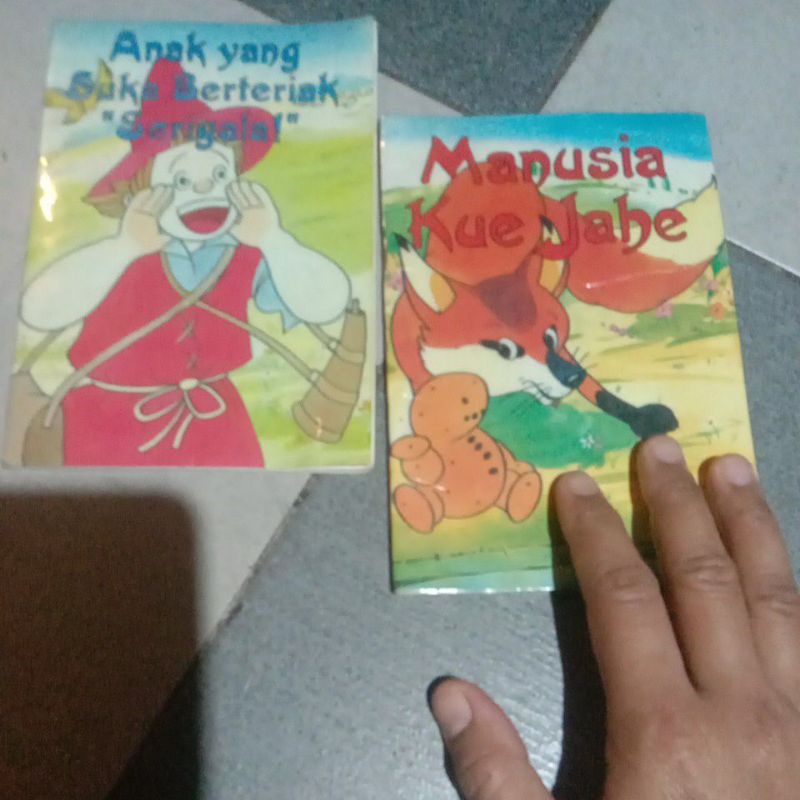 2 buku cerita anak beda judul  buku anak lawas poket