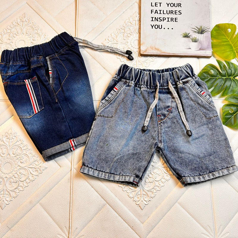 CELANA PENDEK ANAK LAKI-LAKI//CELANA JEANS PENDEK ANAK LAKI-LAKI USIA 2-8TAHUN