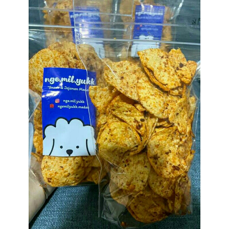 

Kerupuk Opak Ubi Sambal Pedas Premium / NGEMILYUKKMEDAN