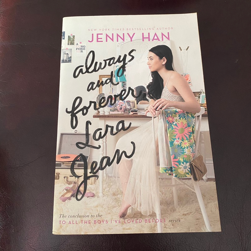 Preloved novel: ALWAYS AND FOREVER LARA JEAN by JENNY HAN