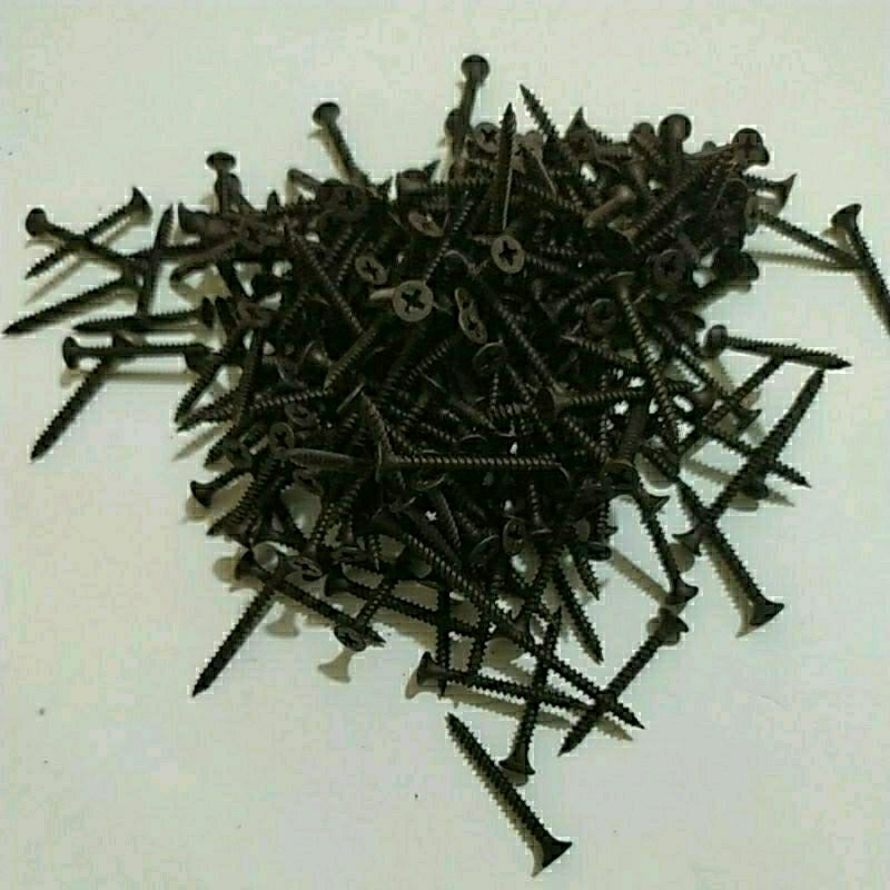 50 pcs skrup baja hitam, skrup baja gypsum. uk 2 inchi x 6. harga per 50pcs