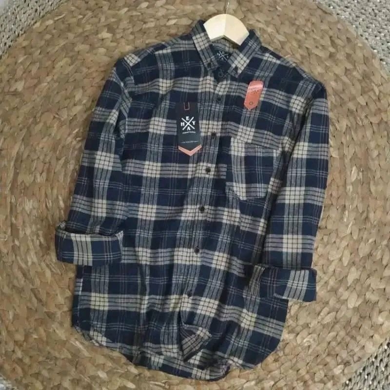 Kemeja Batik Pria Modern Lengan Panjang Casual Modis Slim Fit Trendy