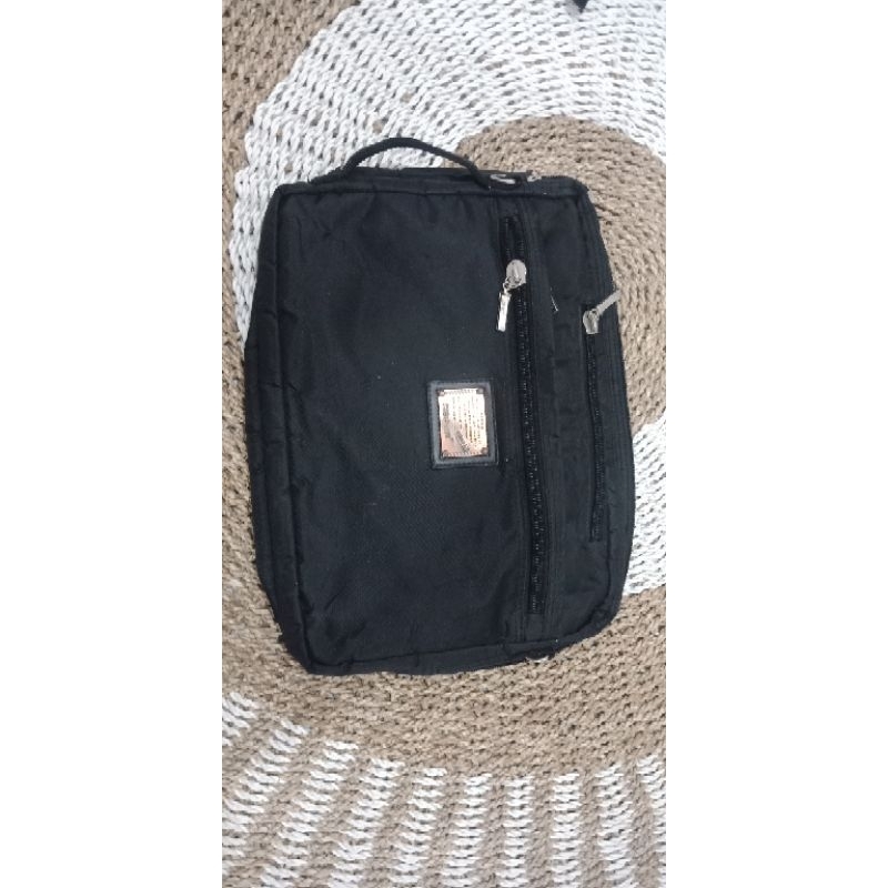 preloved tas laptop/kerja esprit