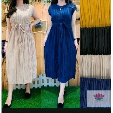 dress midi plisket