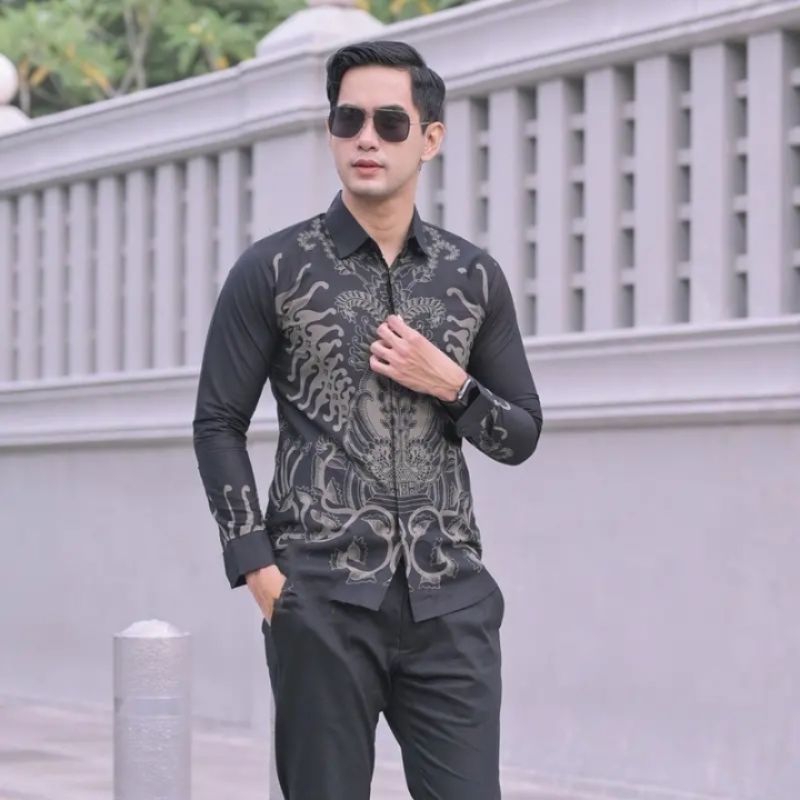 Kemeja Batik Solo Slimfit Kekinian