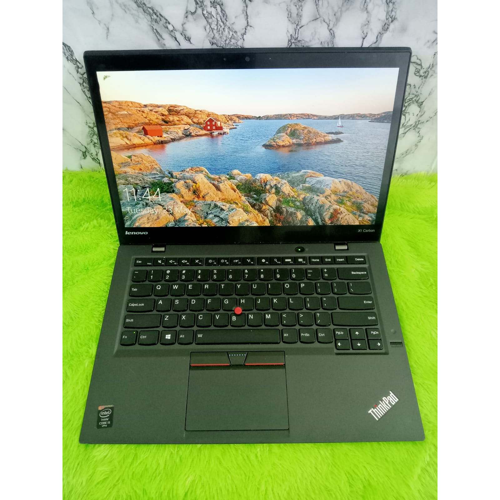 LENOVO X1 CARBON Core i5 GEN 7 RAM 8/256GB Second