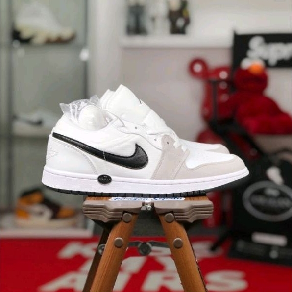 Nike Air Jordan 1 Low Premium &quot;Sail&quot;