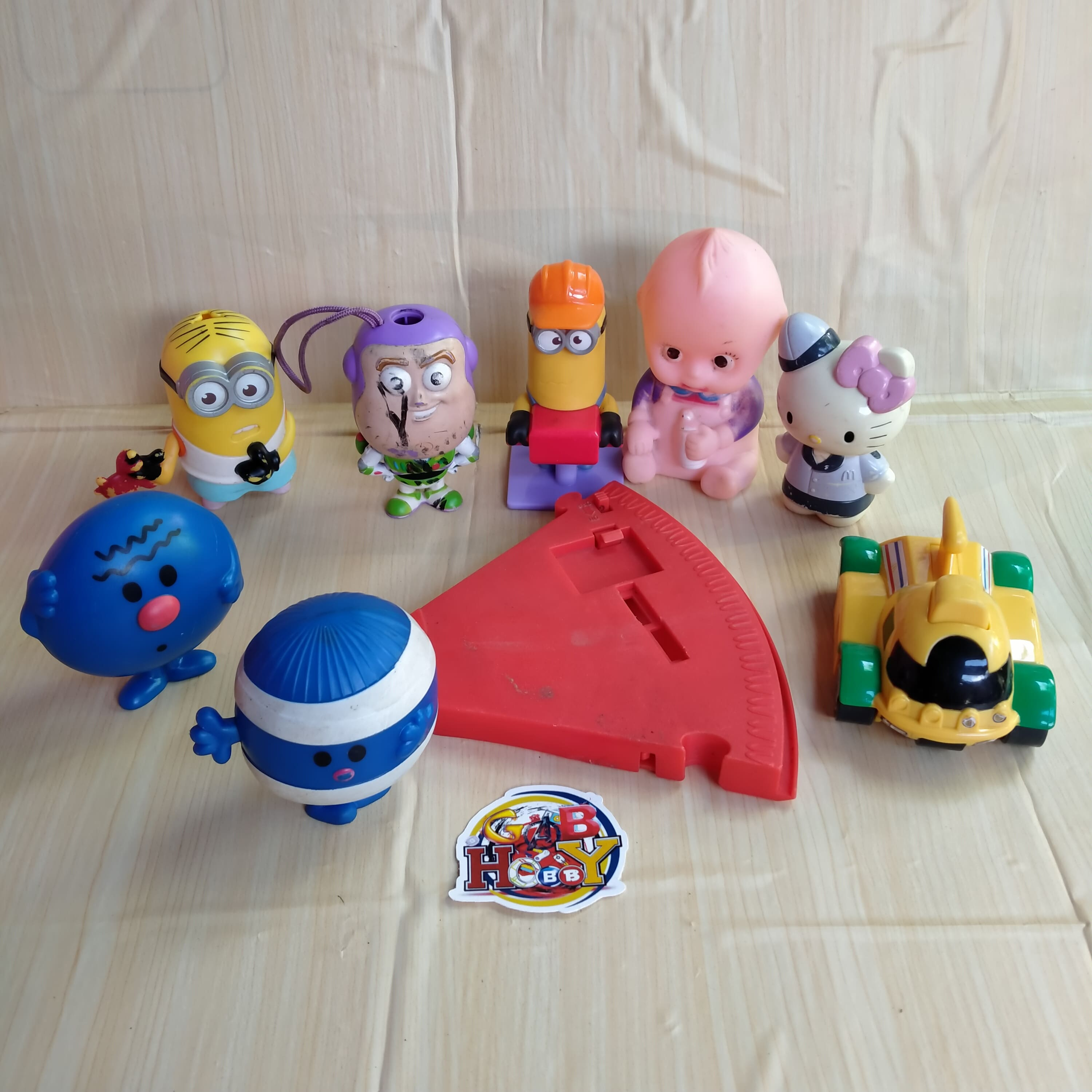 Set Mainan Minions Buzz Mcd McDonalds Campur mix