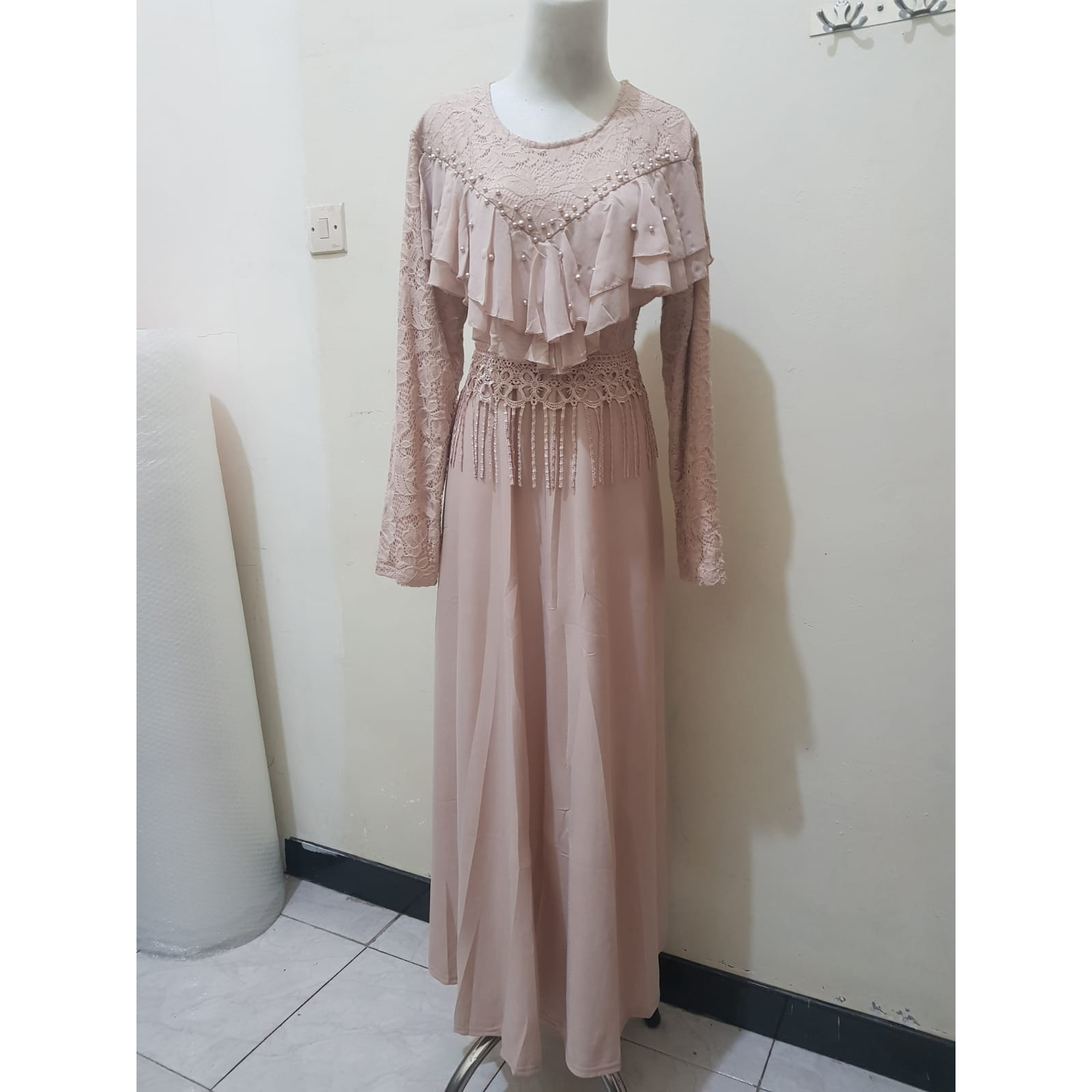 gamis brokat rumbai