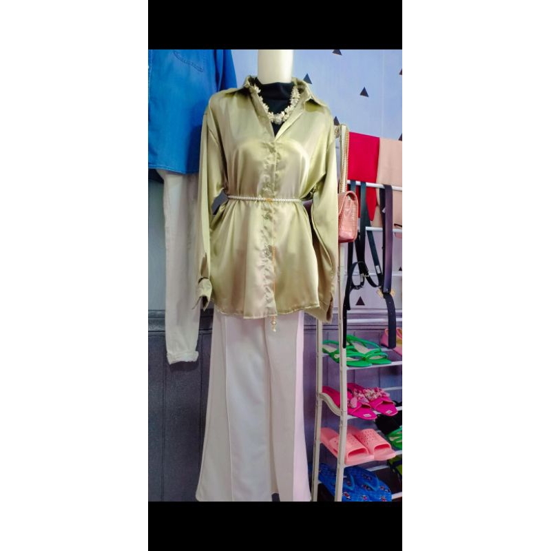 Kemeja Wanita/Kemeja Satin/Atasan Wanita/Blouse Satin