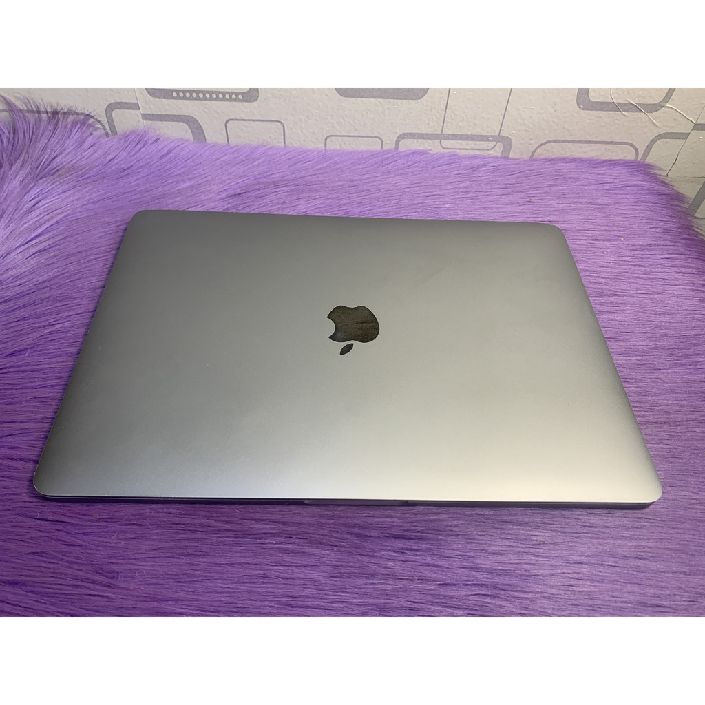 MacBook Pro Retina 2016 13in Core i7 16GB SSD 512GB TouchBar Not 2017