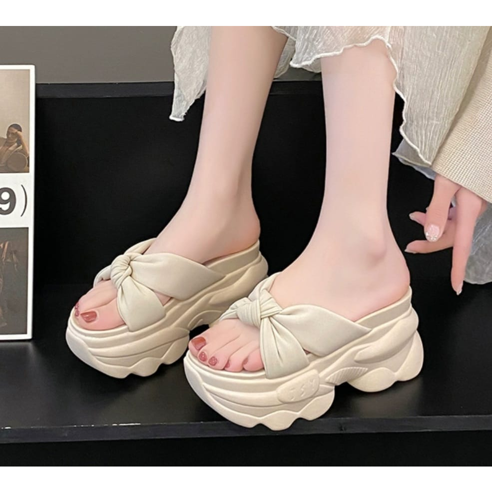 DCAL SANDAL FLAT WANITA CK551