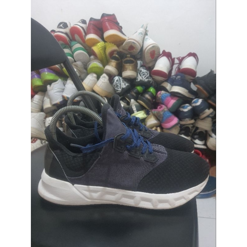 Adidas Running Falcon made in china Sepatu Sneakers