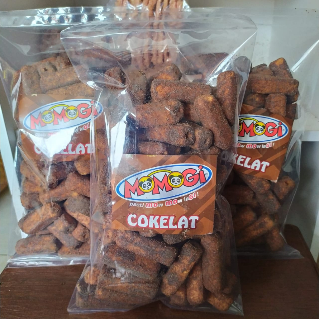 

snack ori repack,momogi,stick coklat 200gr