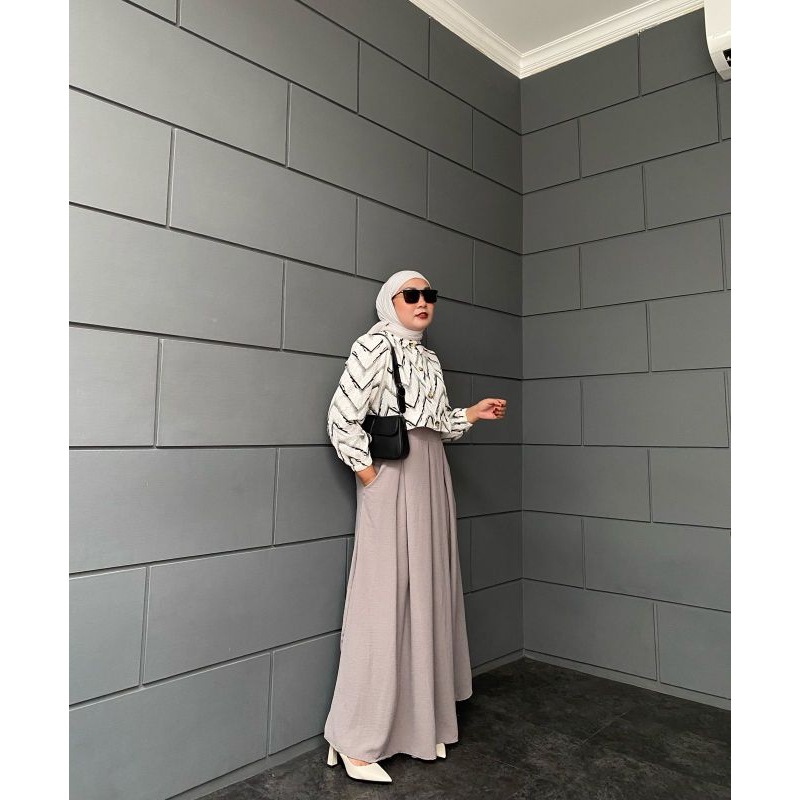Kinara Dress