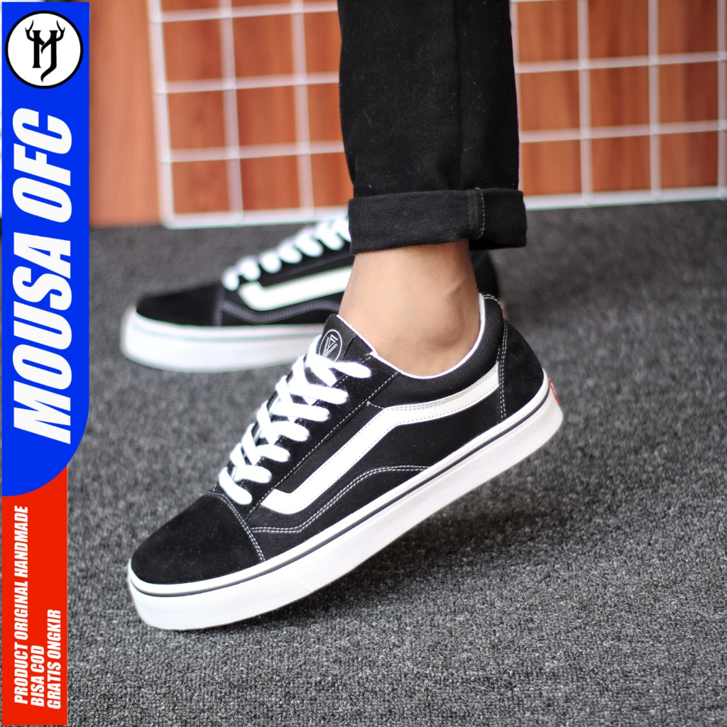 Sepatu Sneakers Kasual Cowok Fashion Ukuran Big Size 44 45 46 47 Mousa