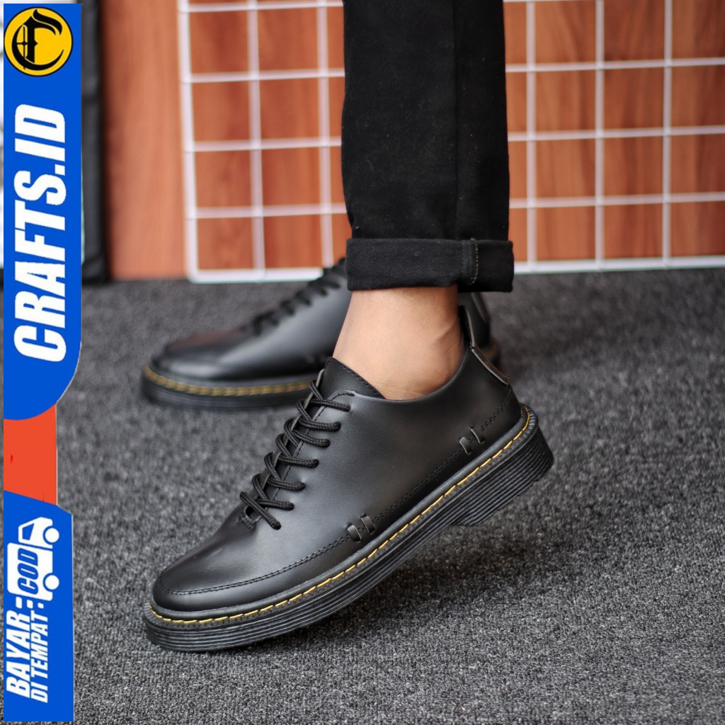 Sepatu Formal pria Pantofel Casual Tali Hitam Docmart Kerja Kulit PU Crafs Kushina