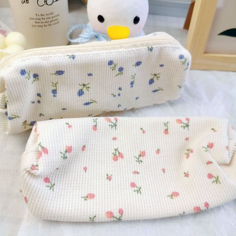 

Pencil Case Korea Tempat Pensil Motif Flower Kotak Pensil Kain Korea Vintage Aesthetic Lucu