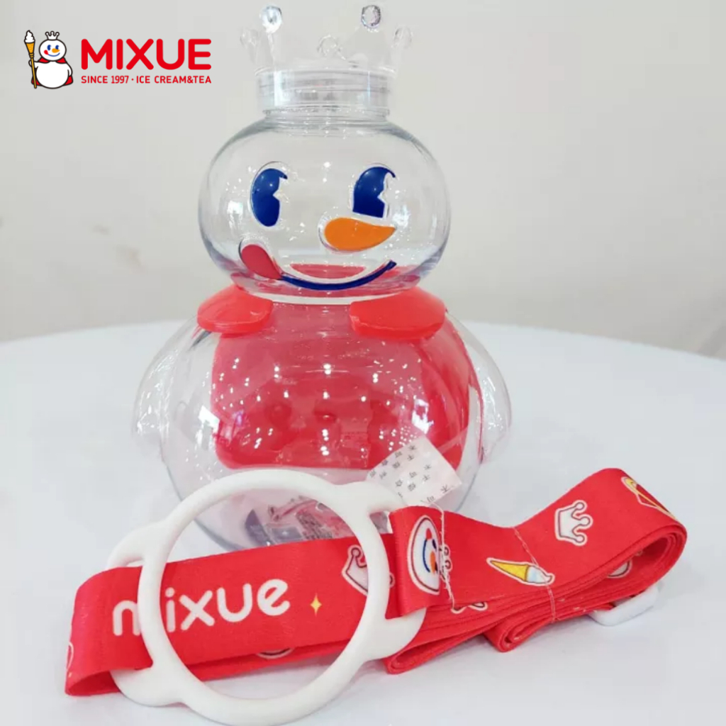 Botol Minum Mixue Snow King Viral 700ml Free Tali / Wadah Tempat Penyimpanan Air Bentuk Boneka Salju JM