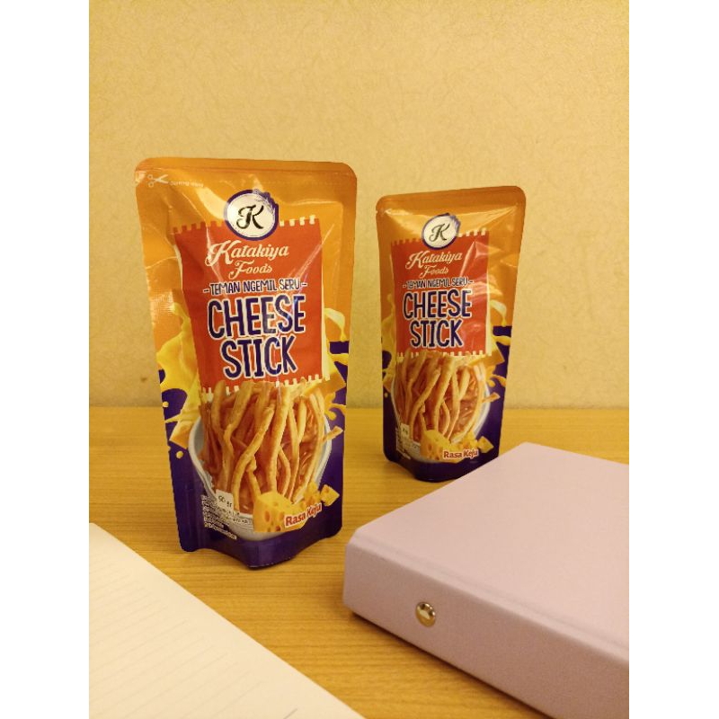 

Katakiya Foods Cheese Stick Rasa Keju Yang Gurih Renyah dan Lezat Kemasan 50 gr