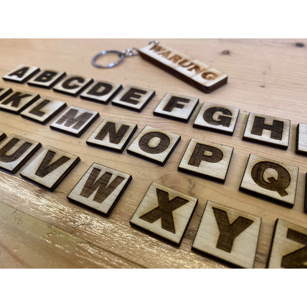 GRAFIE ABJAD (A - Z ) MDF CHIPBOARD MAHAR BOX CINCIN SCRABBOOK INISIAL ABJAD KAYU 2 X 2CM