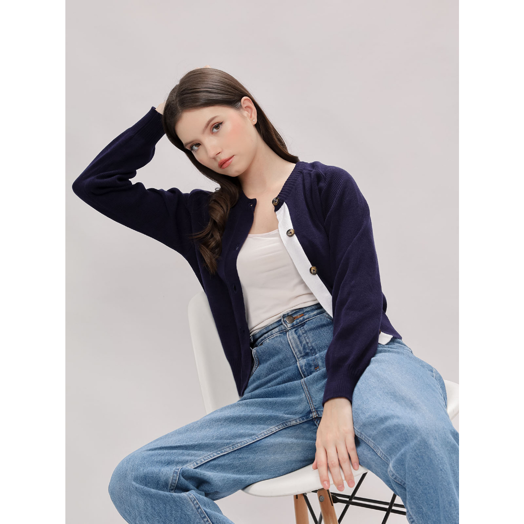 NIGOO Alika Crop Cardigan Wanita