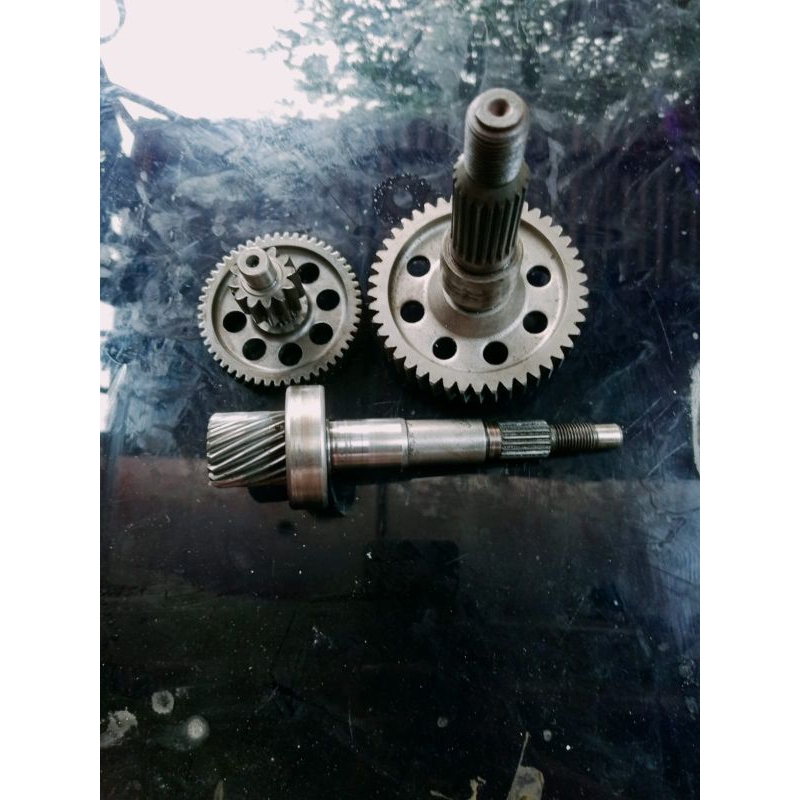 GIGI RASIO GIR RASIO HONDA BEAT FI SCOOPY FI VARIO 110 FI (scond) ORIGINAL.