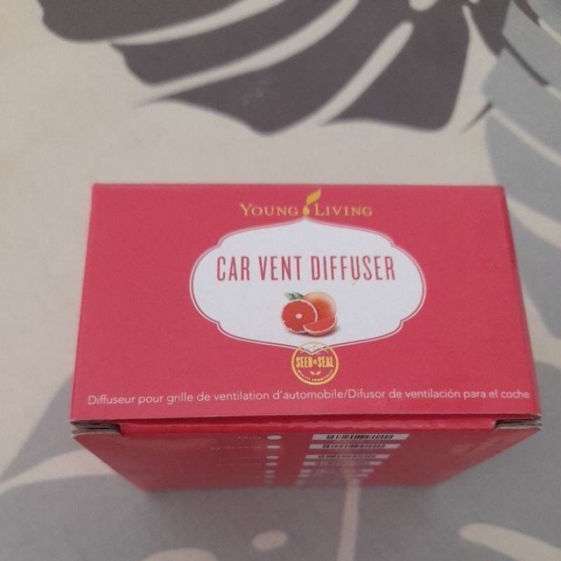 Car vent diffuser young living