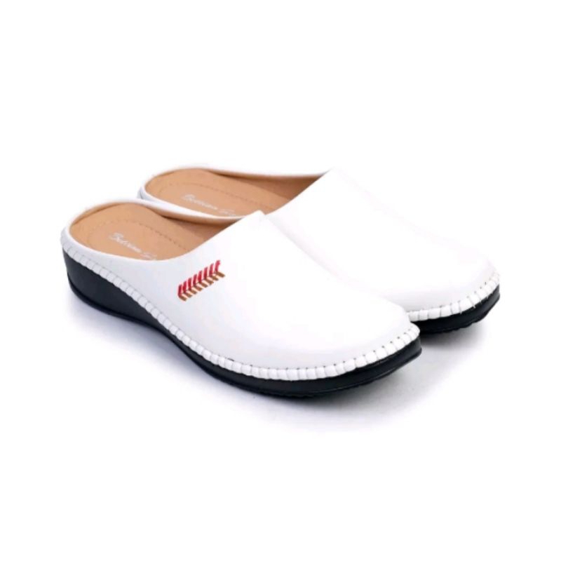 sepatu bustong Bettina