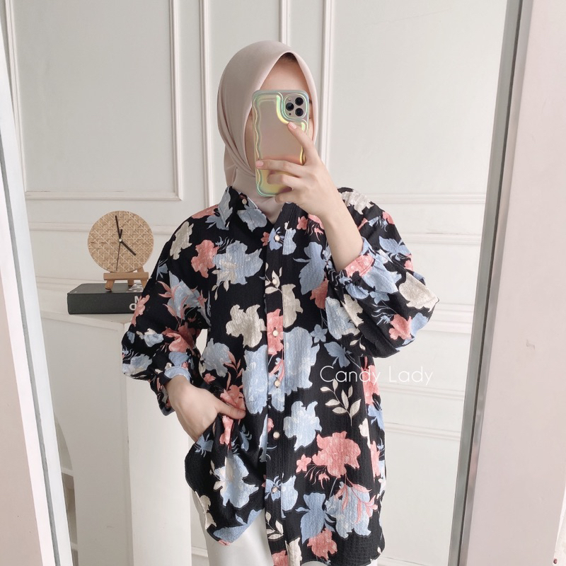 Shiza Puffy Blouse