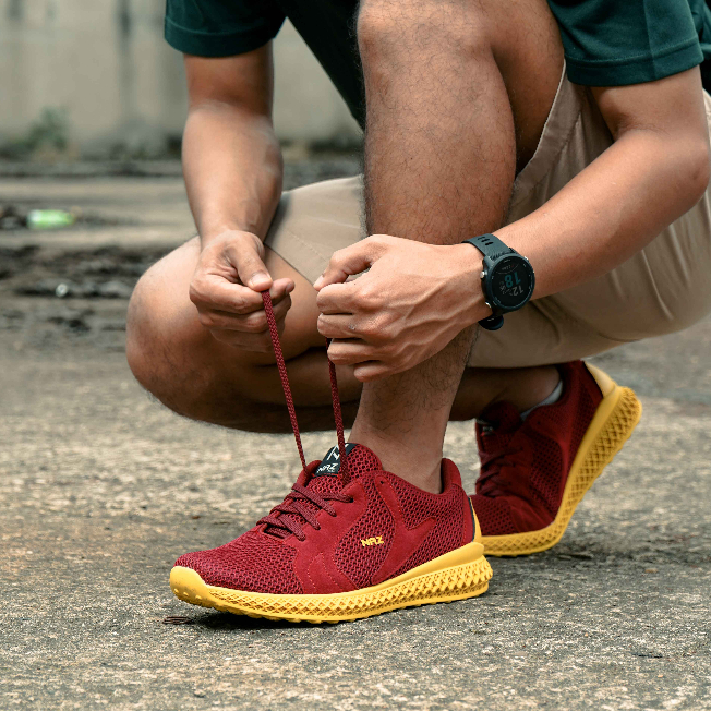 Sepatu Sneakers Pria Casual Sport Shoes Sepatu Olahraga Running Gym Santai Hangout Travelling Original Naz Dalvin Maroon